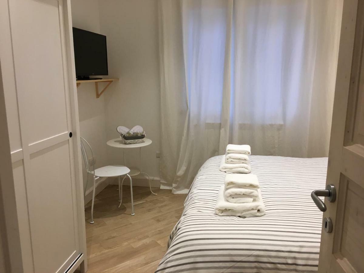 La Scalinata Di Chiaia Bed & Breakfast Napels
