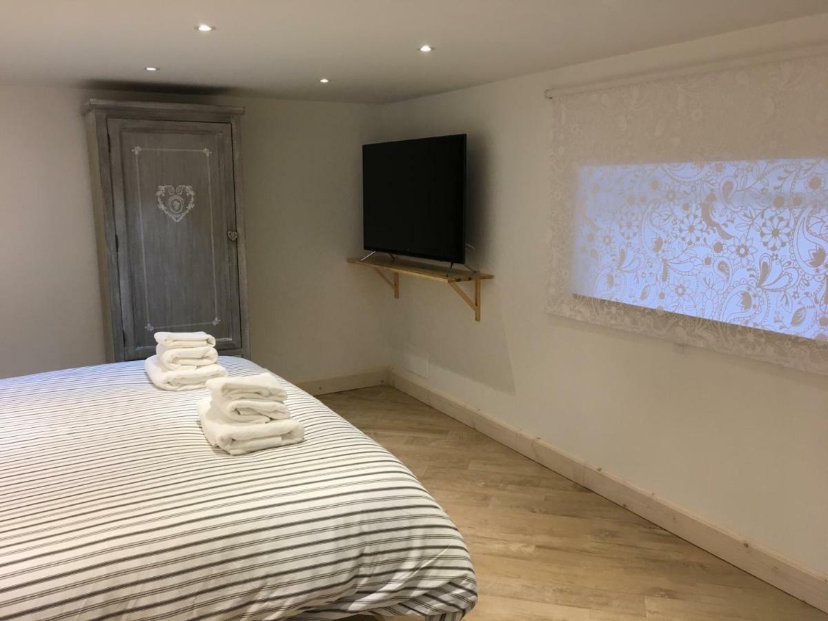 La Scalinata Di Chiaia 3* Napels