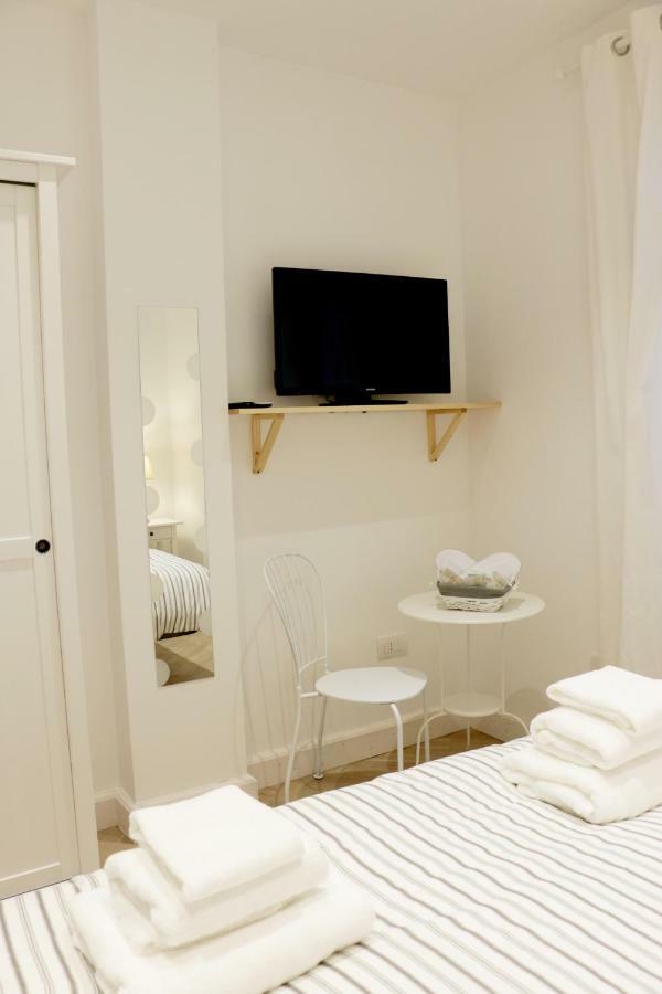 Bed & Breakfast La Scalinata Di Chiaia Napels